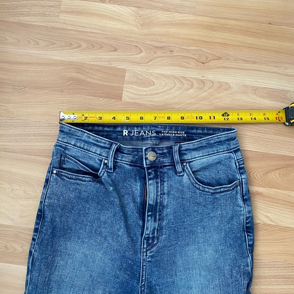 RJeans high rise light wash denim by Reitmans - Picture 8 of 10